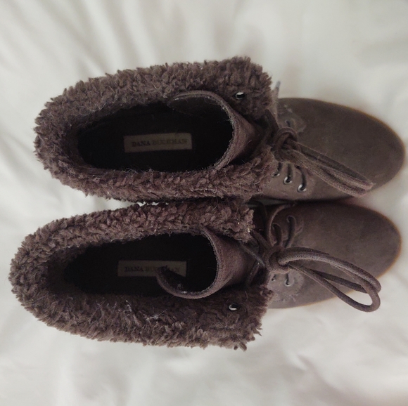 Dana Buchman wedge booties - Picture 4 of 4